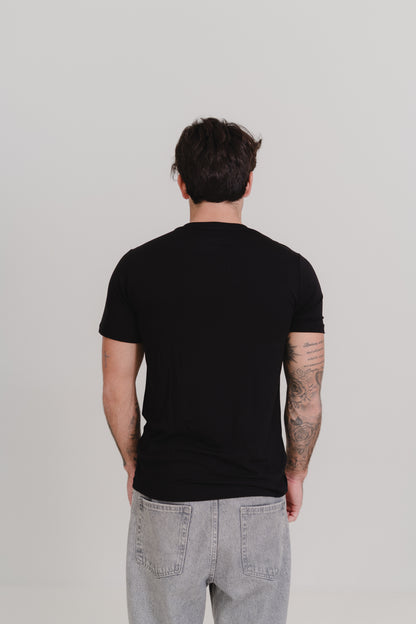 CAMISETA⎪ALL BLACK⎪TECH TENCEL®